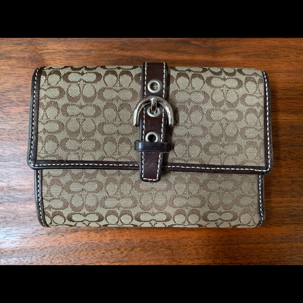 Coach Signature Leather Wallet Brown Trifold